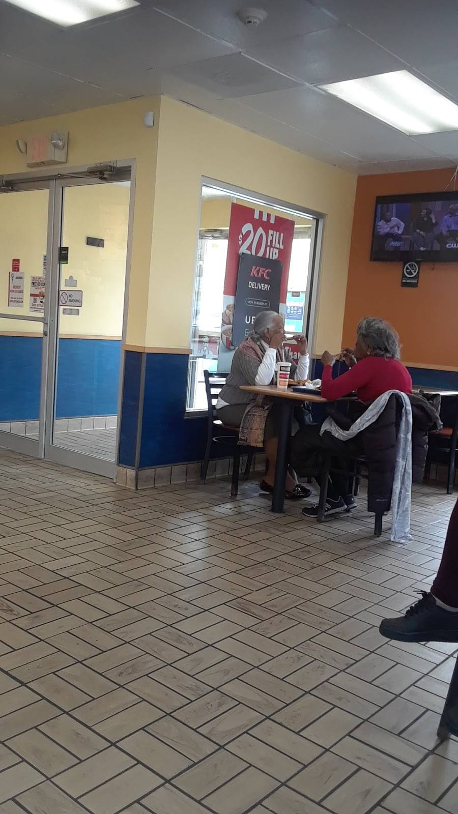 KFC | restaurant | 124 Nepperhan Ave, Yonkers, NY 10701, USA | 9149660409 OR +1 914-966-0409