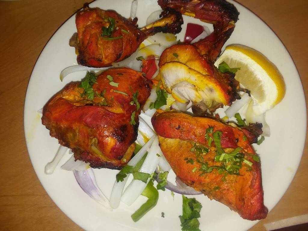 Wraps N Curry | restaurant | 4221 W Bell Rd #111, Phoenix, AZ 85053, USA | 6028661907 OR +1 602-866-1907