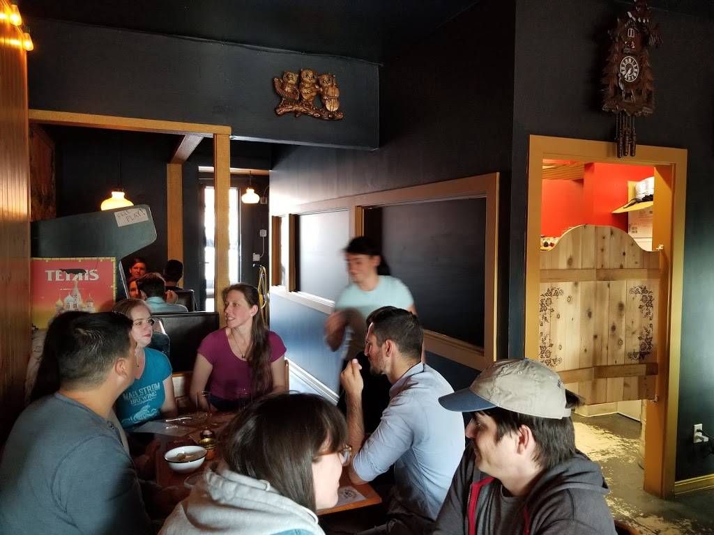 Korochka Tavern | restaurant | 12348 Lake City Way NE, Seattle, WA 98125, USA | 2064203142 OR +1 206-420-3142