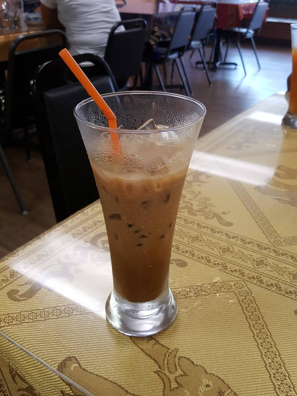 Laos | Thai Restaurant | restaurant | 4520 S 24th St, Omaha, NE 68107, USA | 4027330579 OR +1 402-733-0579