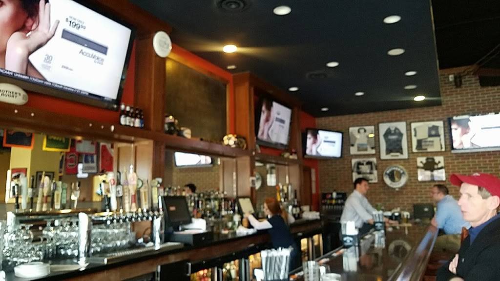 Home Team Grill | restaurant | 1109 Jefferson Davis Hwy, Fredericksburg, VA 22401, USA | 5404791011 OR +1 540-479-1011