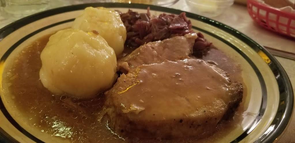 Gasthaus Edelweiss | restaurant | 276 Meadowlark St, Weber City, VA 24290, USA | 2763863724 OR +1 276-386-3724