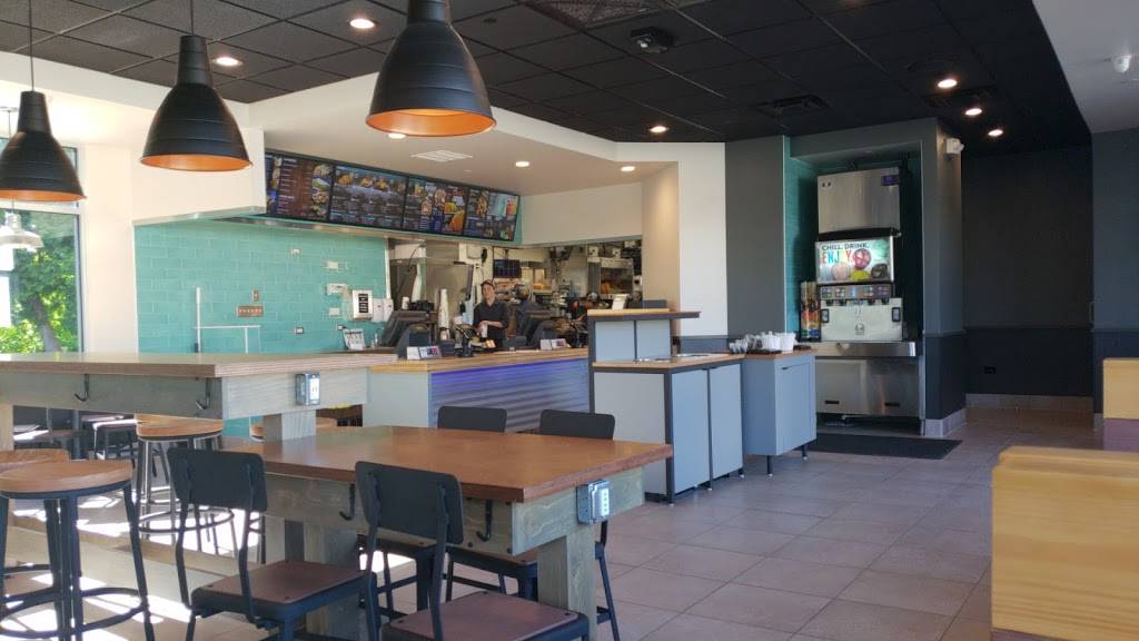 Taco Bell | meal takeaway | 705 W Liberty St, Wauconda, IL 60084, USA | 8475263323 OR +1 847-526-3323