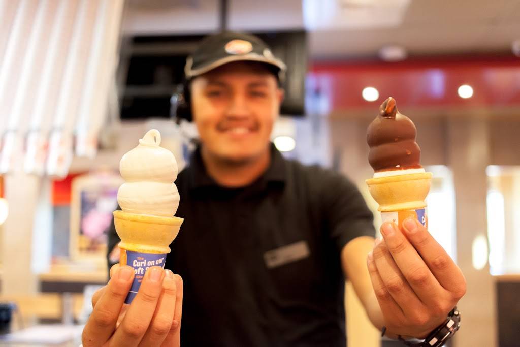 Dairy Queen | restaurant | 1000 Williams Dr, Georgetown, TX 78626, USA | 5129310800 OR +1 512-931-0800