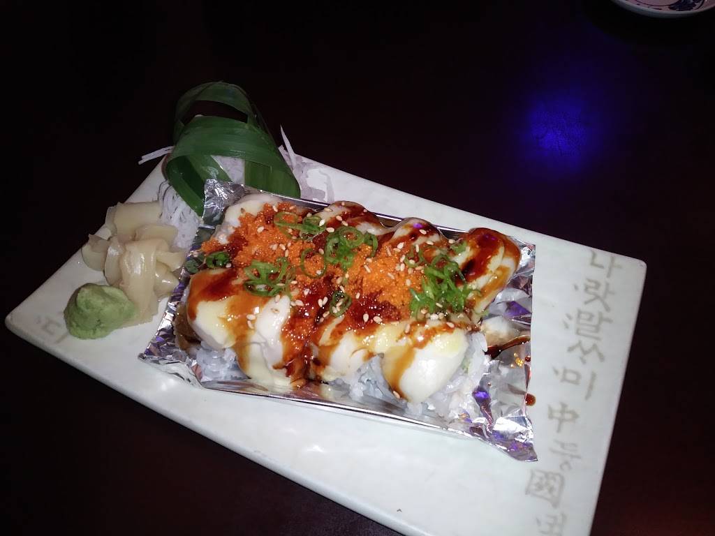 Sushi Roll Roll Roll | restaurant | 1630 Duvall Ave NE #G, Renton, WA 98059, USA | 4252280371 OR +1 425-228-0371