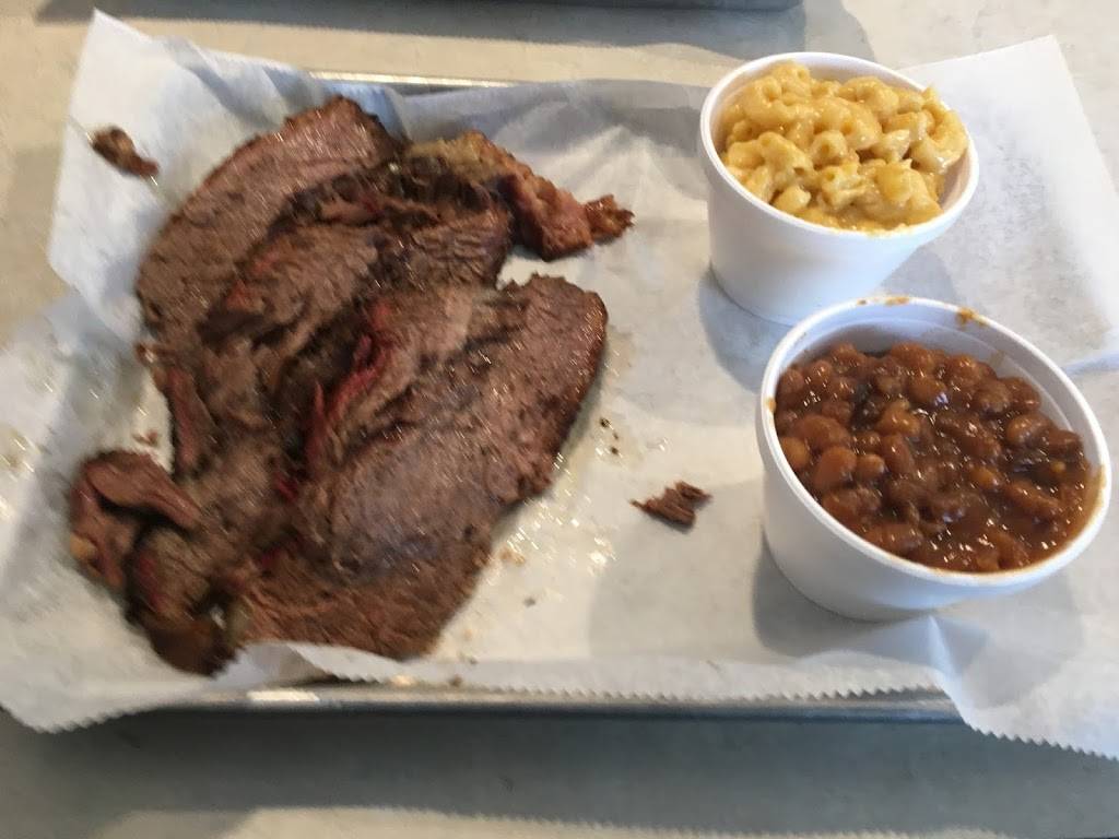 Lil BBQ Shack | restaurant | 5920 S Cedar St, Lansing, MI 48911, USA | 5179755328 OR +1 517-975-5328