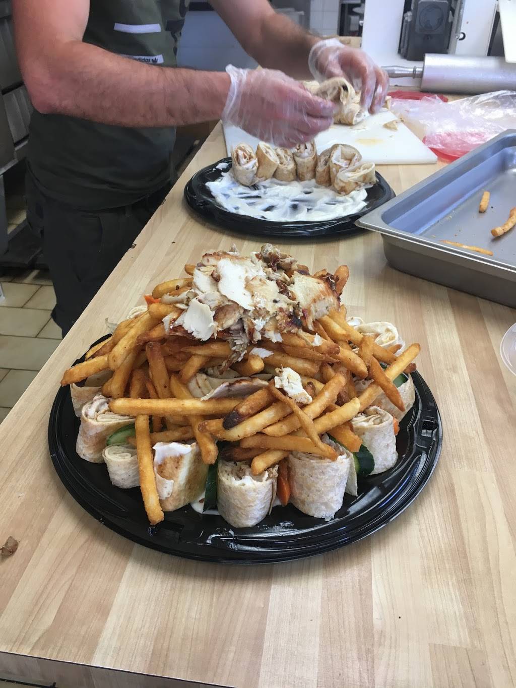 Sultan Pizza | meal delivery | 260 Blue Forest Dr, London, ON N6G 3J7, Canada | 5194741400 OR +1 519-474-1400