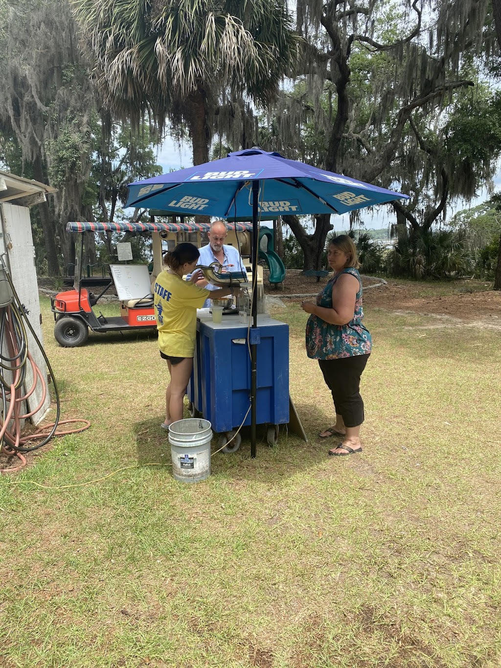 DFuskie’s Store and Eatery | restaurant | 15 Haig Point Rd, Daufuskie Island, SC 29915, USA | 8436863200 OR +1 843-686-3200