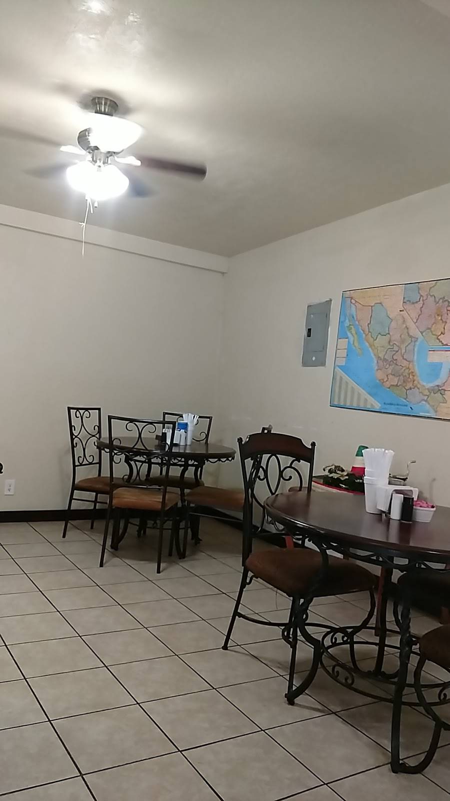 La Colonia Mexican Restaurant | restaurant | 212 S Houston Ave, Livingston, TX 77351, USA | 9363273918 OR +1 936-327-3918