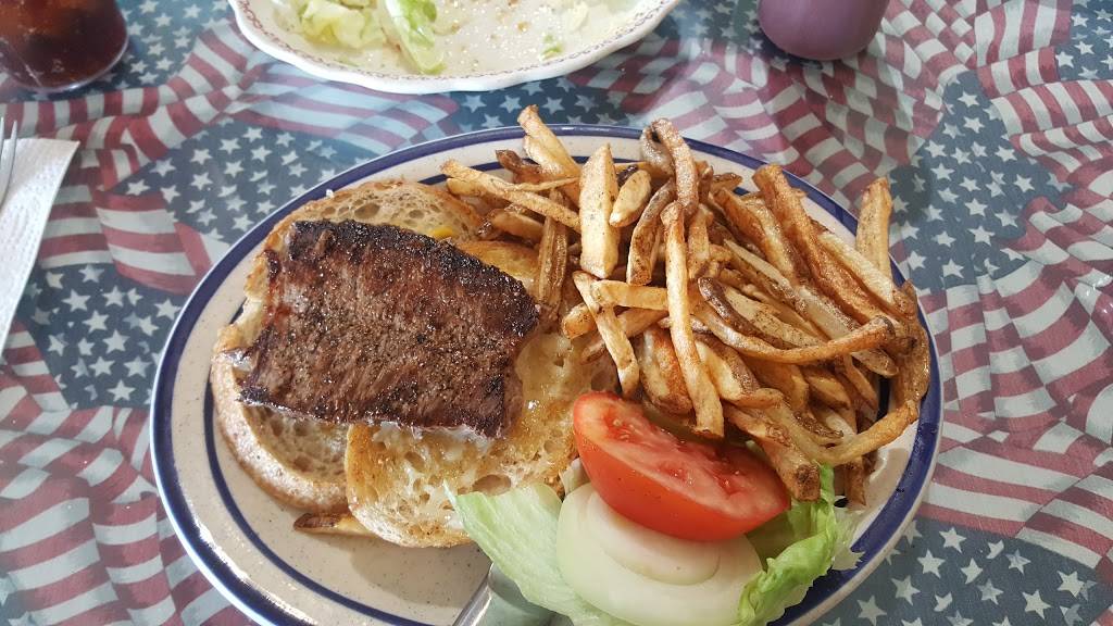 Tinas Diner | restaurant | 346 California St, Maricopa, CA 93252, USA | 6617699495 OR +1 661-769-9495