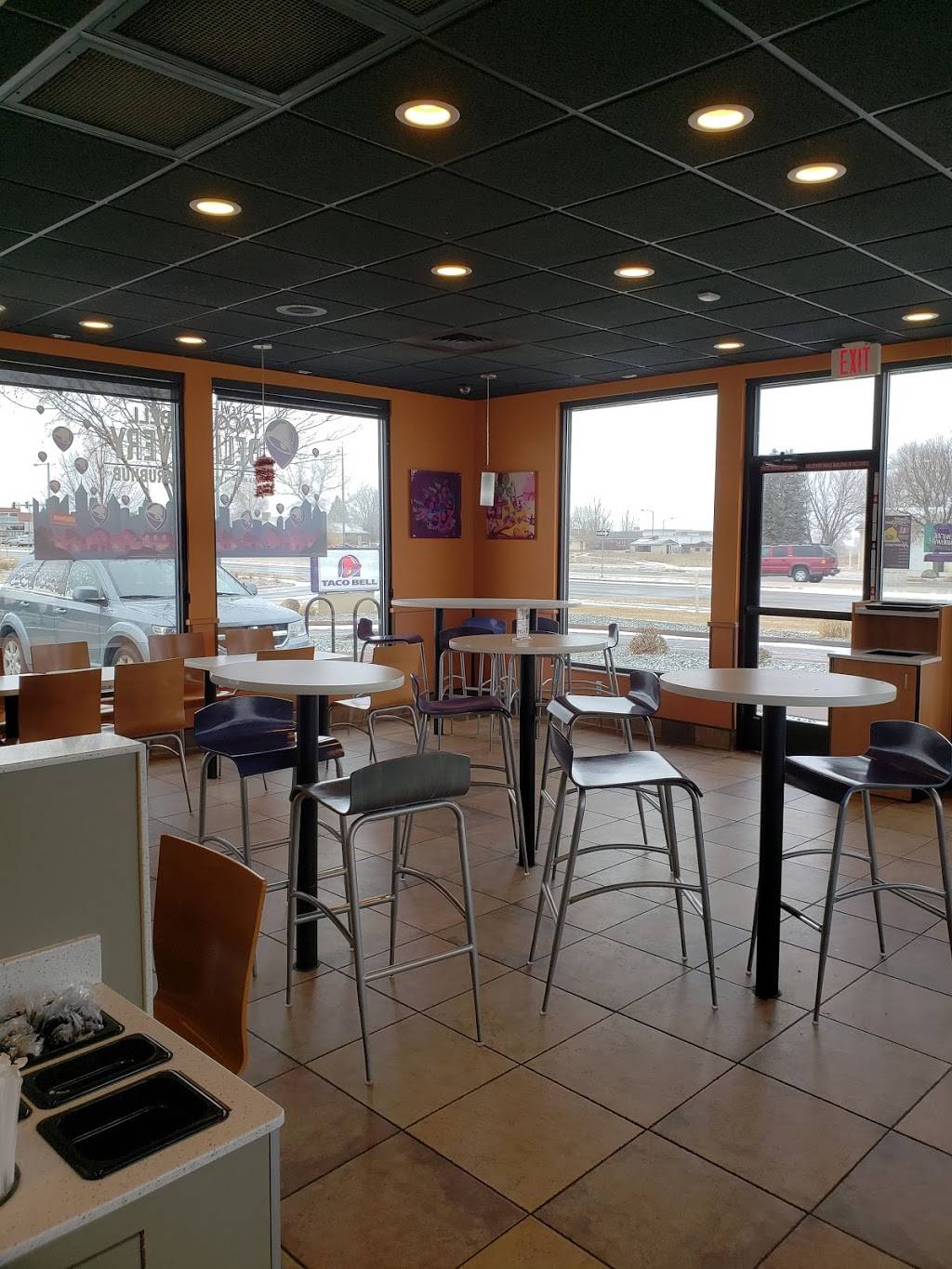 Taco Bell | meal takeaway | 15450 E 104th Ave, Commerce City, CO 80022, USA | 3032863970 OR +1 303-286-3970