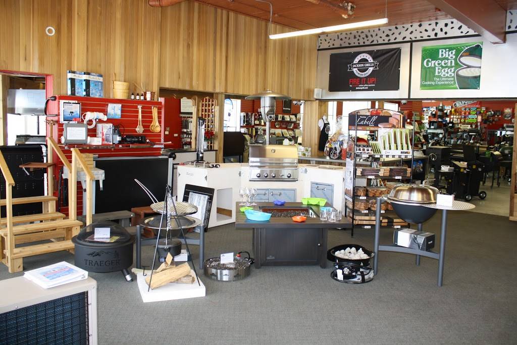 BBQ Labonté | restaurant | 336 Rue Saint Édouard, Drummondville, QC J2B 6C7, Canada | 8194722299 OR +1 819-472-2299