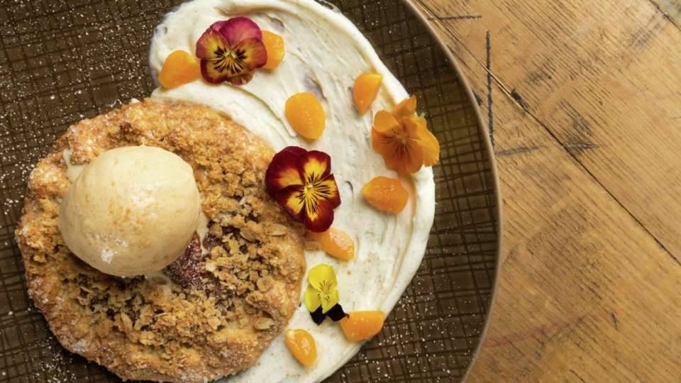 Aureole Las Vegas | restaurant | 3950 S Las Vegas Blvd, Las Vegas, NV 89119, USA | 7026327401 OR +1 702-632-7401