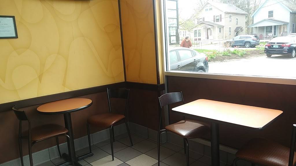 Dunkin | bakery | 206 Shelburne Rd, Burlington, VT 05401, USA | 8026586299 OR +1 802-658-6299