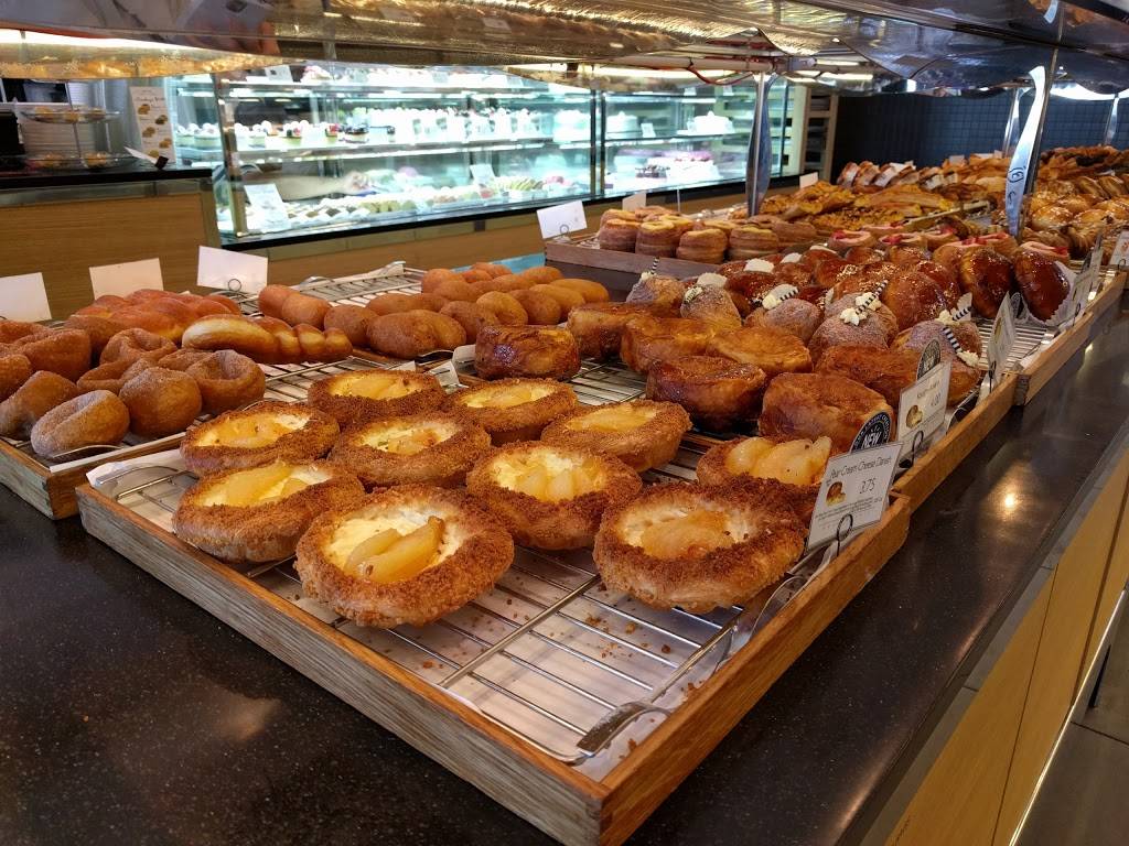 Paris Baguette | bakery | 685 Saratoga Ave #10, San Jose, CA 95129, USA | 4083660404 OR +1 408-366-0404