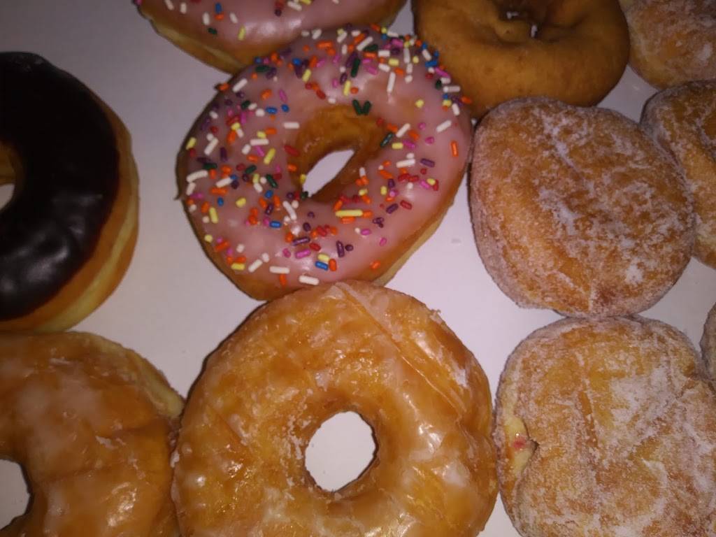 Dunkin Donuts | cafe | 9100 S Commercial Ave, Chicago, IL 60617, USA | 7732213991 OR +1 773-221-3991