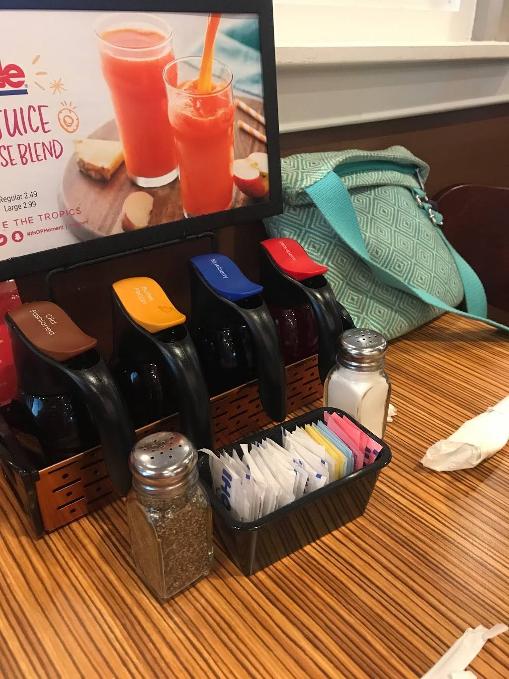 IHOP | restaurant | 2190 Walker Lake Rd, Ontario, OH 44903, USA | 4197471126 OR +1 419-747-1126