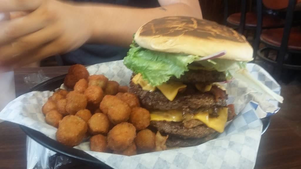 LilJims Country Store | restaurant | 1203 Heickman Rd, Somerset, TX 78069, USA | 8304291009 OR +1 830-429-1009