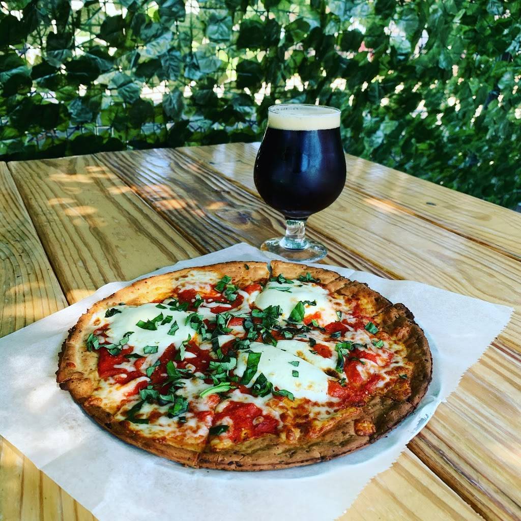 Southern Roots Brewing Co. | restaurant | 219 N 8th St, Waco, TX 76701, USA | 2547322309 OR +1 254-732-2309