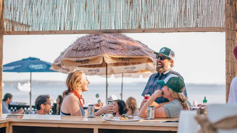 Beach House VT | restaurant | 62 Institute Rd, Burlington, VT 05408, USA | 8022343080 OR +1 802-234-3080