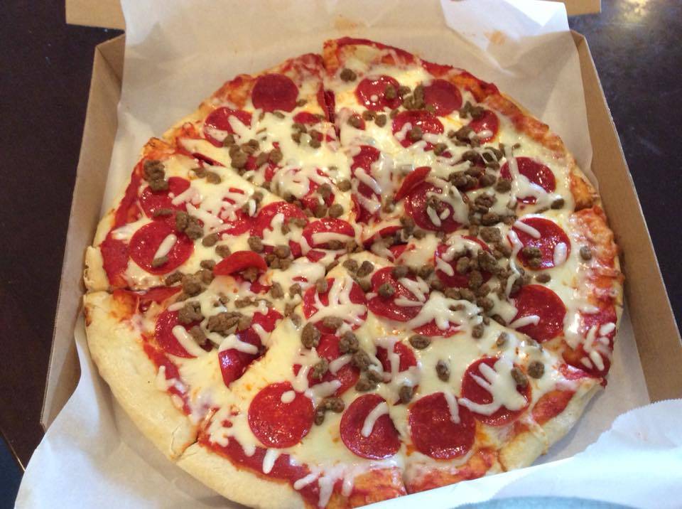 Redneck Ranch Restaurant | restaurant | 117 W Short St, Clarkson, KY 42726, USA | 2702421076 OR +1 270-242-1076