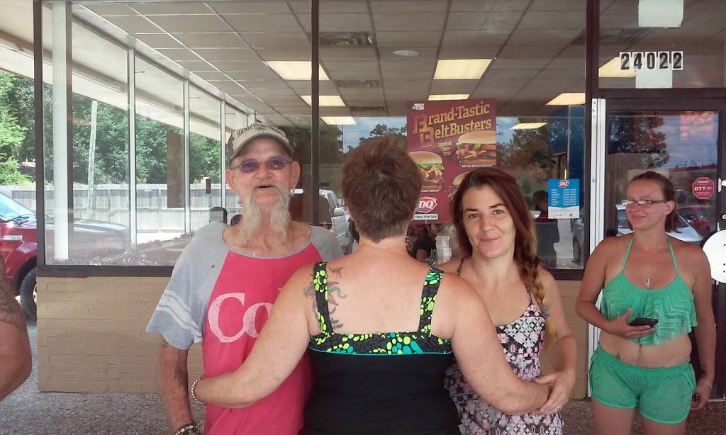 Dairy Queen Restaurant | restaurant | 24022 E Lake Houston Pkwy, Huffman, TX 77336, USA | 2813243981 OR +1 281-324-3981