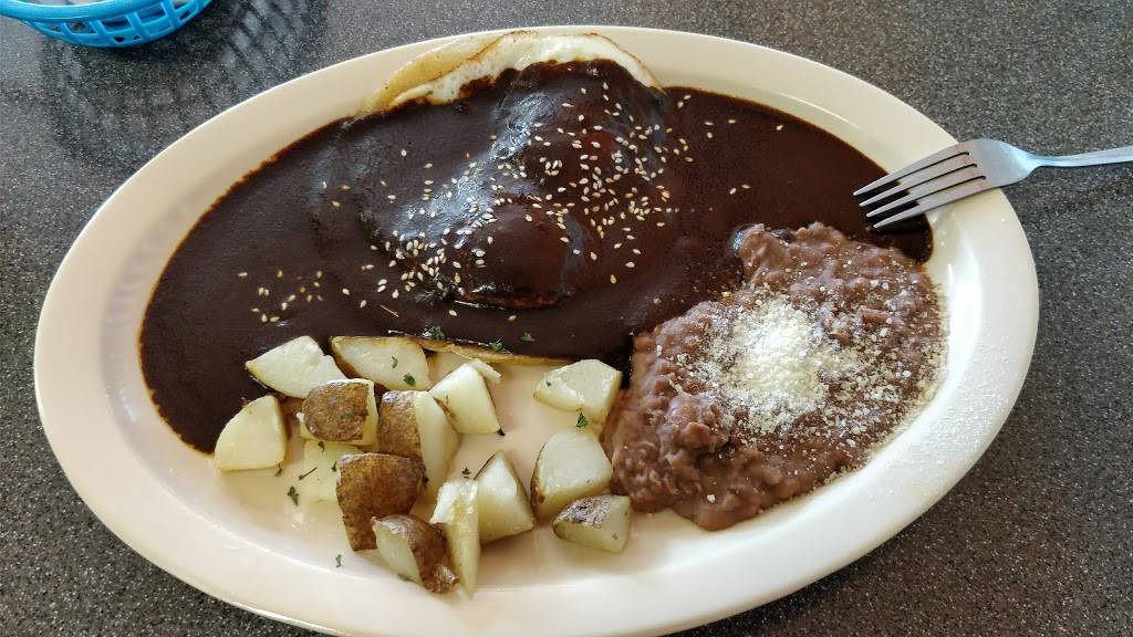 Restaurante El Abuelo | restaurant | 2241 Highland Ave, National City, CA 91950, USA | 6194744732 OR +1 619-474-4732