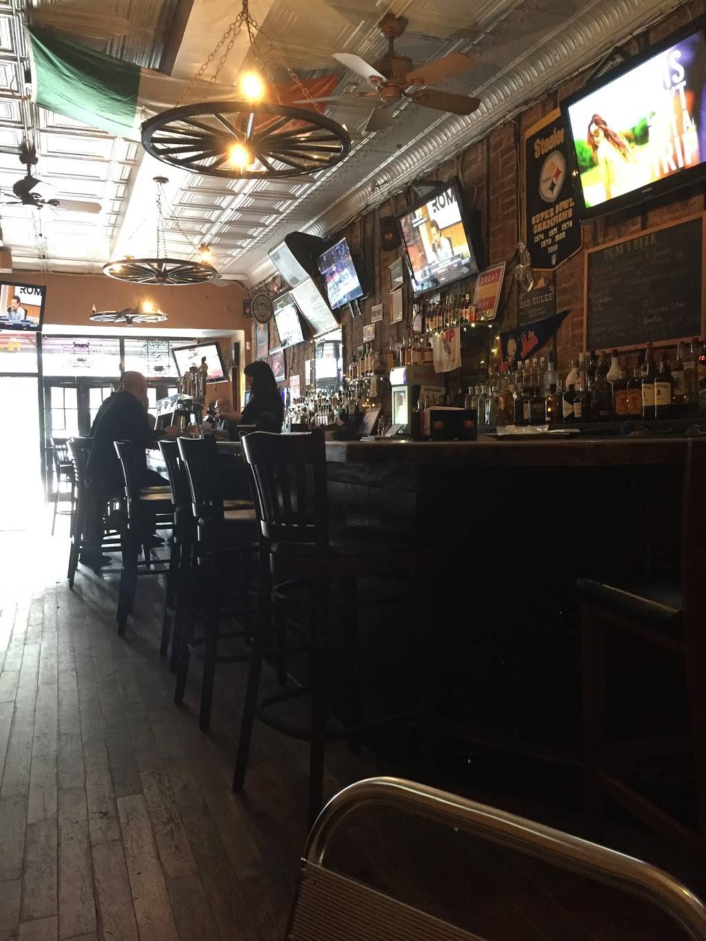 Tap House | restaurant | 5354, 7207 Austin St, Forest Hills, NY 11375, USA | 7189970500 OR +1 718-997-0500