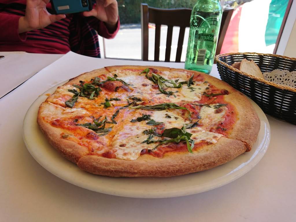 Aurora Ristorante e Pizzeria | restaurant | 300 Valley St #207, Sausalito, CA 94965, USA | 4153398930 OR +1 415-339-8930