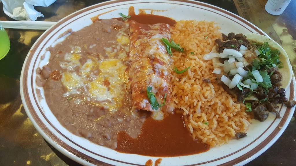 Los Tres Hermanos Express | restaurant | 13800 Foothill Blvd, Sylmar, CA 91342, USA | 8183678800 OR +1 818-367-8800