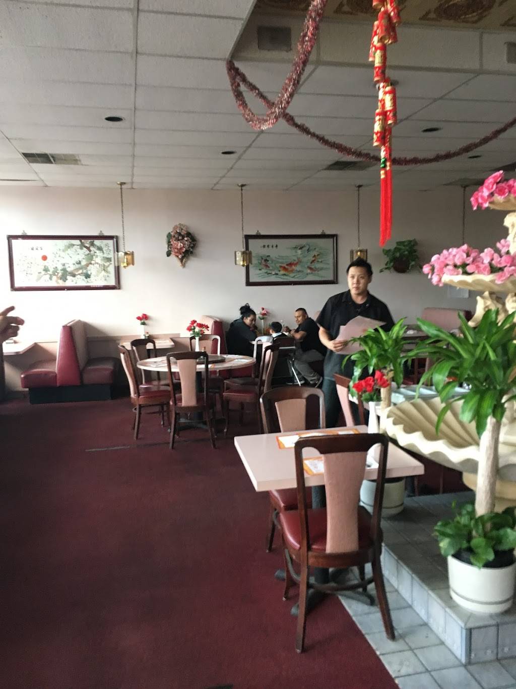 Linlees Chinese Cuisine | restaurant | 501 Sweetwater Rd, Spring Valley, CA 91977, USA | 6195897020 OR +1 619-589-7020