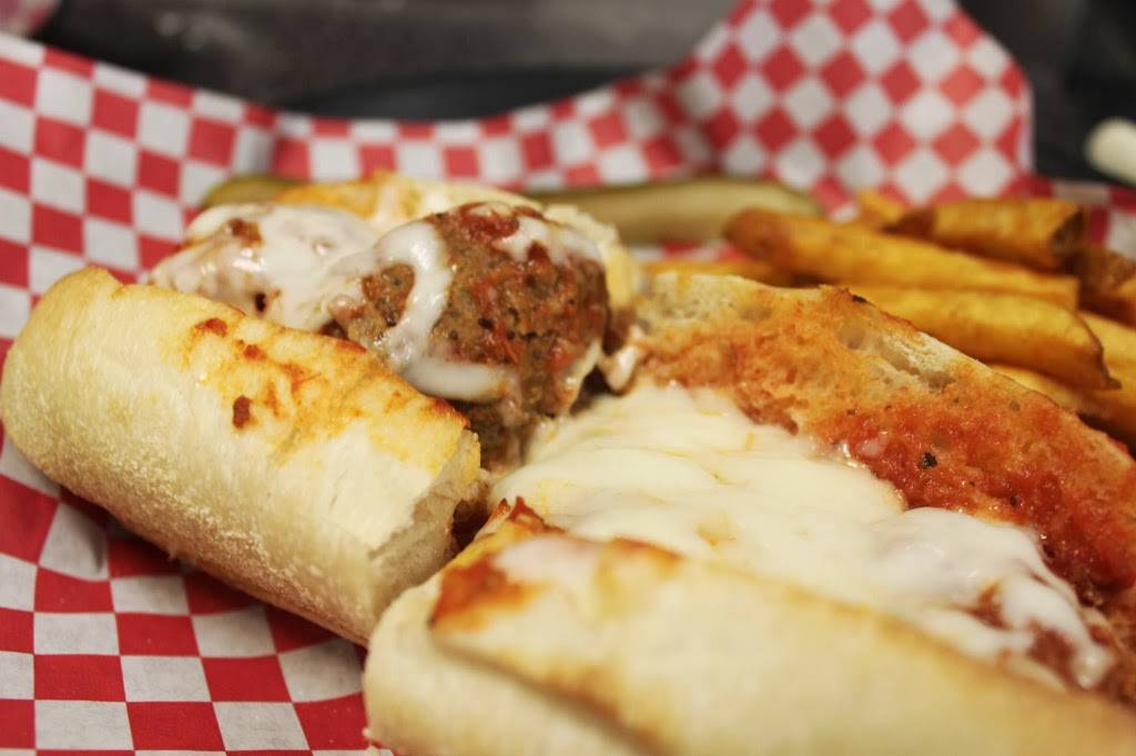 Citrolas Italian Restaurant & Pizzeria | restaurant | 8841 College Pkwy, Fort Myers, FL 33919, USA | 2394661113 OR +1 239-466-1113