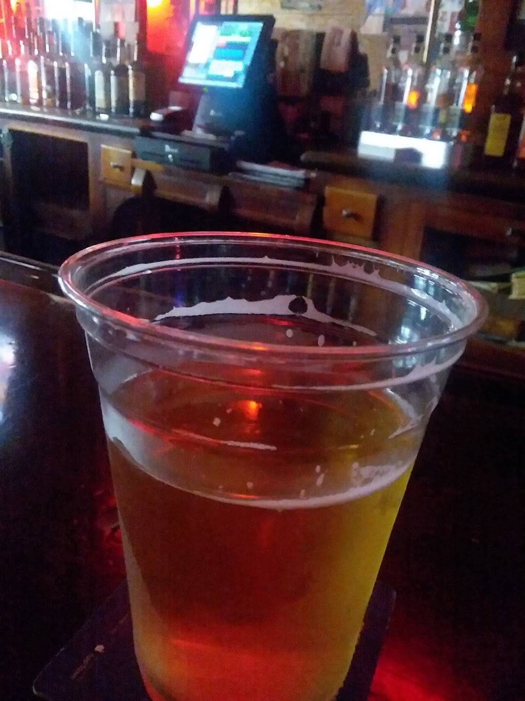 Parkway Club | restaurant | 121 N Park St, Streator, IL 61364, USA | 8156724355 OR +1 815-672-4355