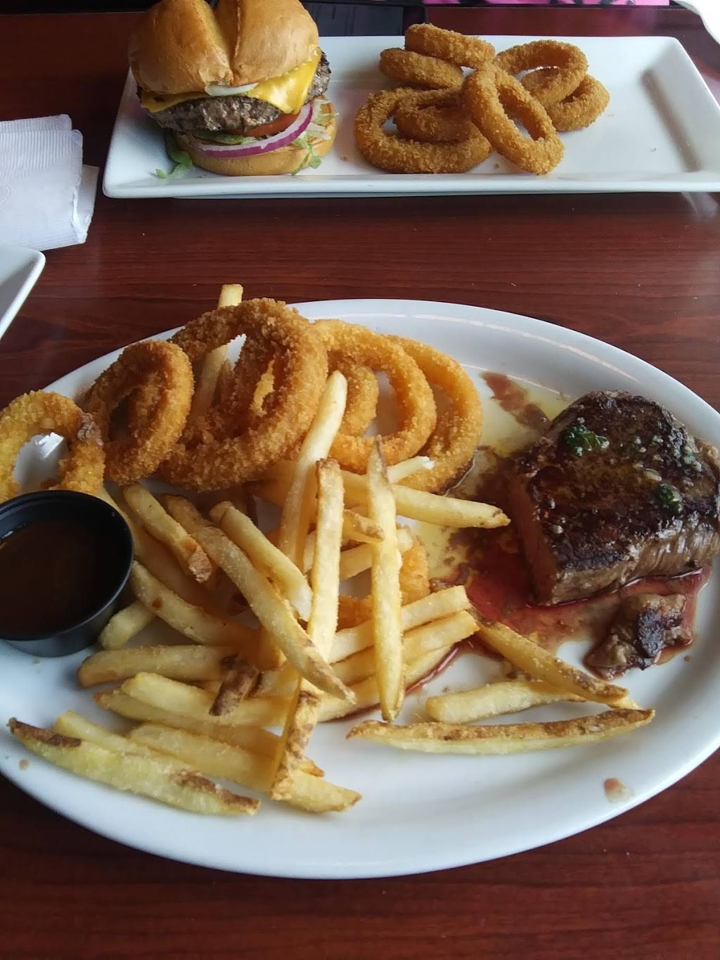 Ruby Tuesday | restaurant | 6749 Fox Centre Pkwy, Gloucester, VA 23061, USA | 8046944955 OR +1 804-694-4955