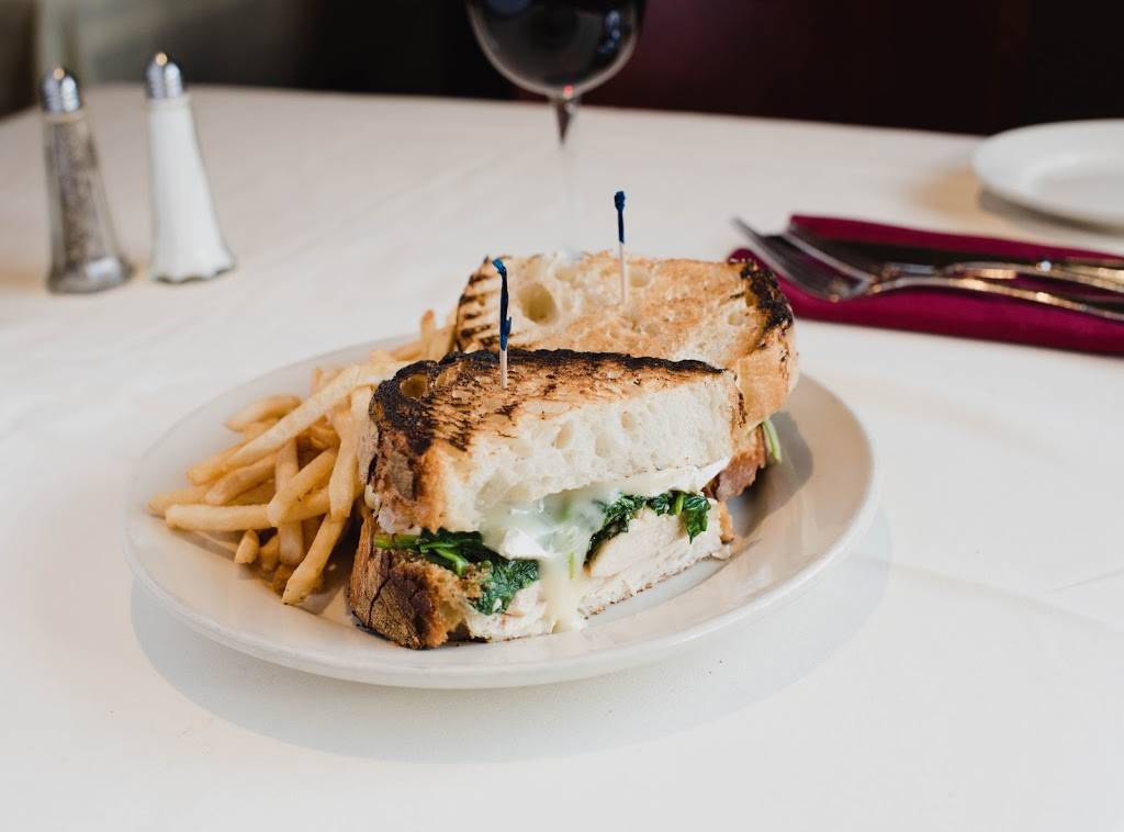 Macs Steakhouse | restaurant | 2708, 12, Gerard St, Huntington, NY 11743, USA | 6315495300 OR +1 631-549-5300