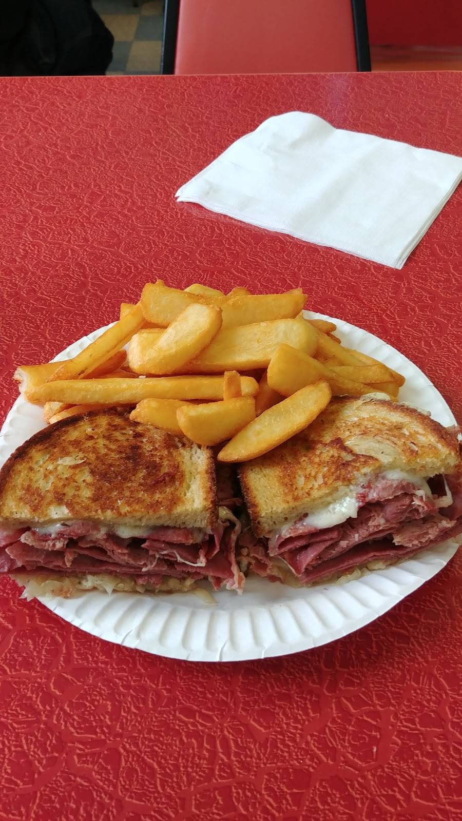 Valley Pizza | restaurant | 31 Franklin St #2, Westfield, MA 01085, USA | 4134850066 OR +1 413-485-0066