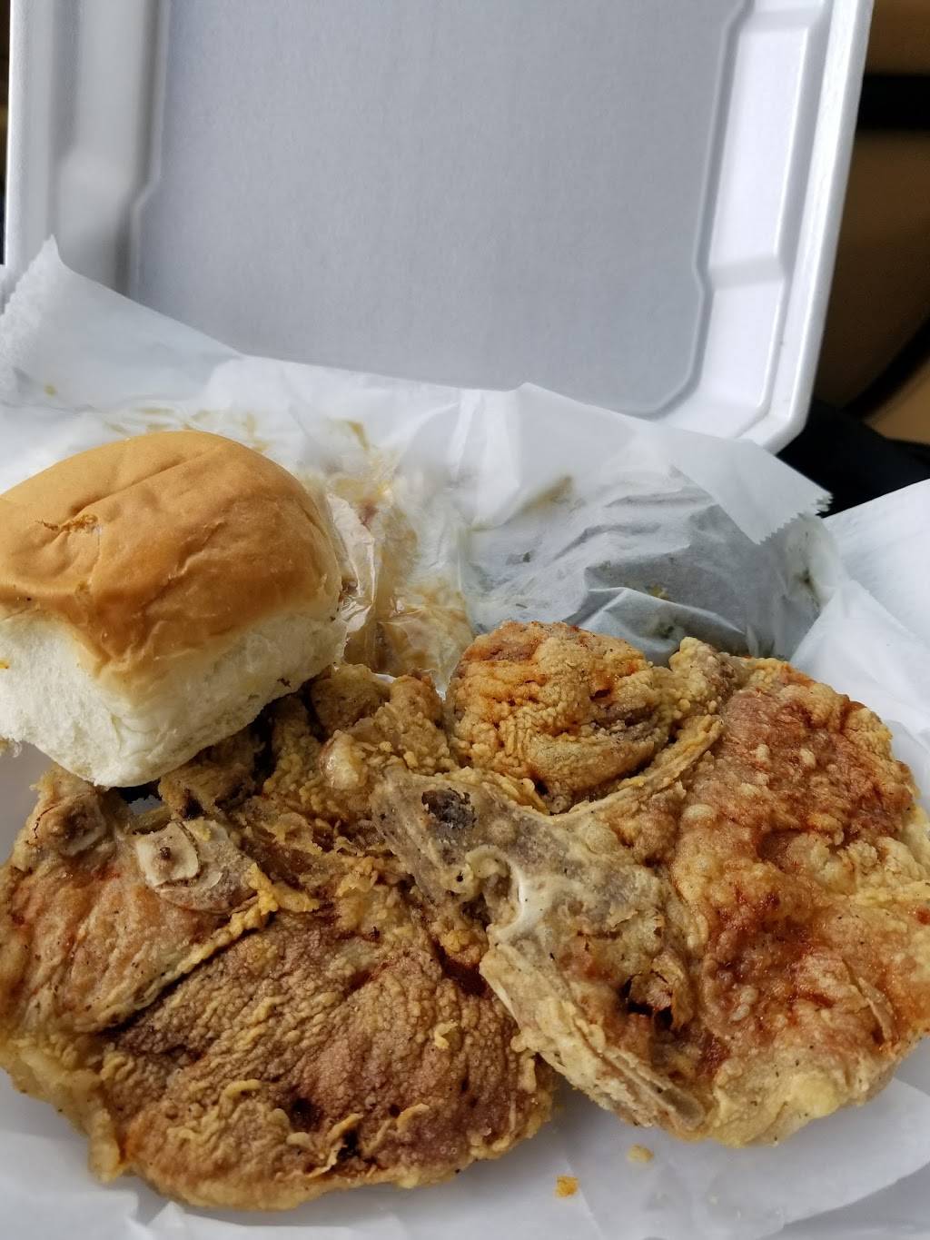 Wards Soul Food Kitchen | restaurant | 2710 N Armistead Ave, Hampton, VA 23666, USA | 7578657069 OR +1 757-865-7069