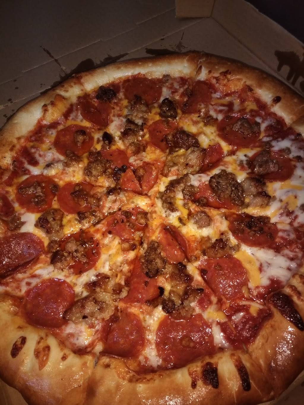 Big Tonys Pizzeria | restaurant | 2710 S Presa St, San Antonio, TX 78210, USA | 2105322555 OR +1 210-532-2555