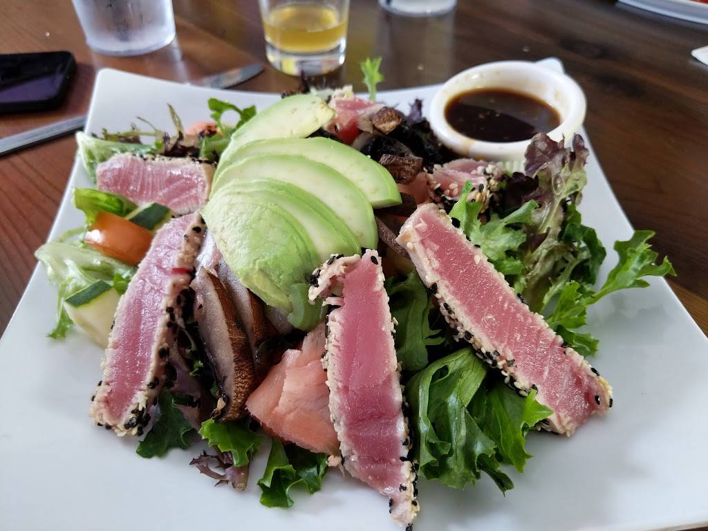 Public House La Jolla | restaurant | 830 Kline St, La Jolla, CA 92037, USA | 8585519210 OR +1 858-551-9210