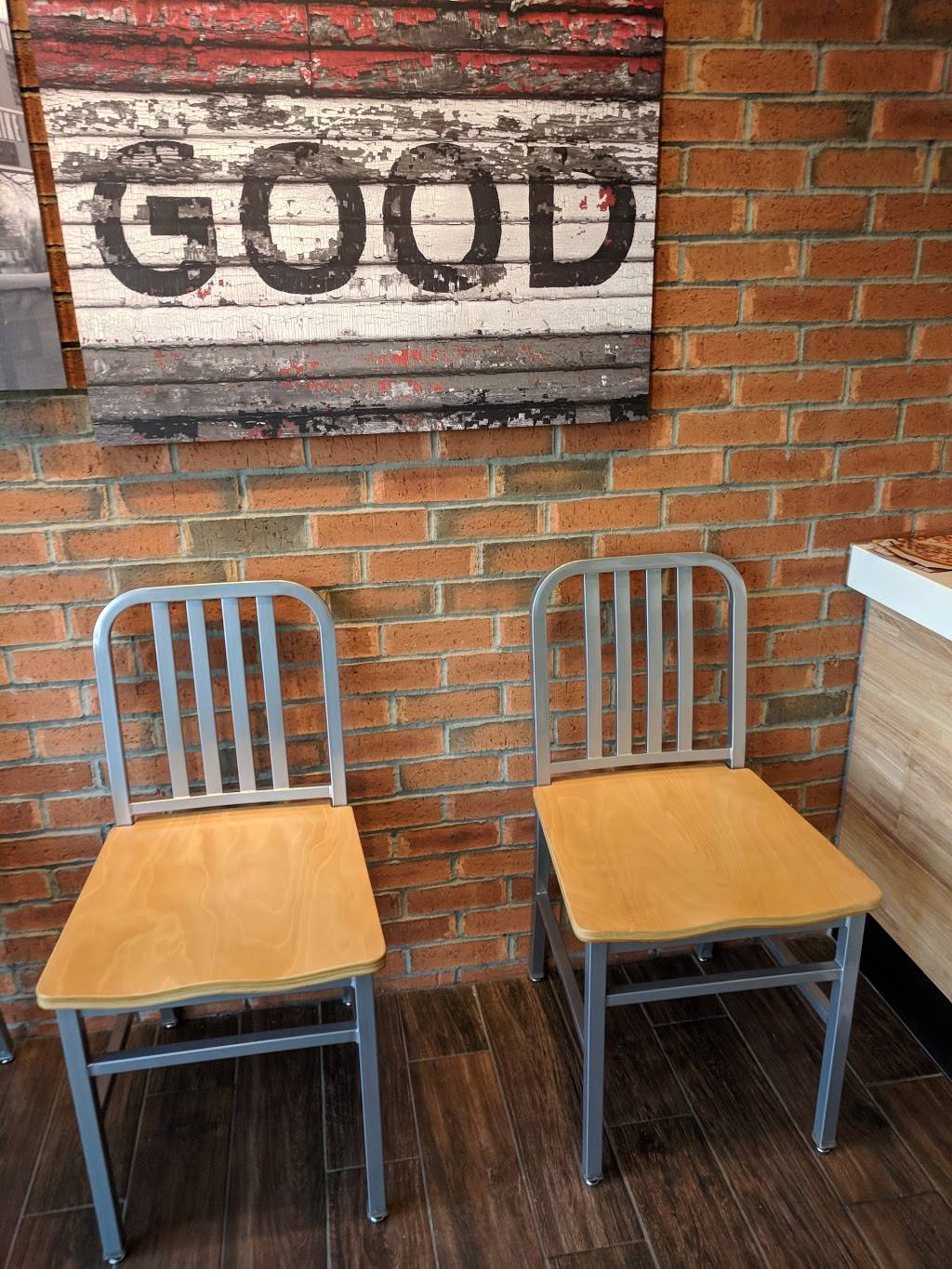 Pizza Hut | meal takeaway | 43443 Grand River Ave Ste 220, Novi, MI 48375, USA | 2483484600 OR +1 248-348-4600