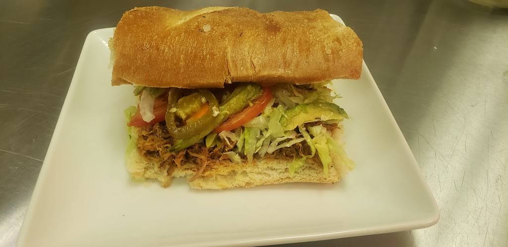 Taqueria la huasteca | restaurant | 2328 Mahoning Ave, Youngstown, OH 44509, USA | 3307815367 OR +1 330-781-5367