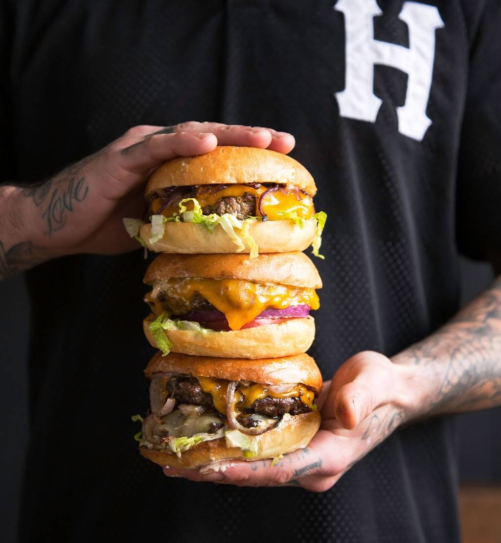 Sideshow Kitchen | restaurant | 942 Stanford Ave, Oakland, CA 94608, USA | 5108087519 OR +1 510-808-7519