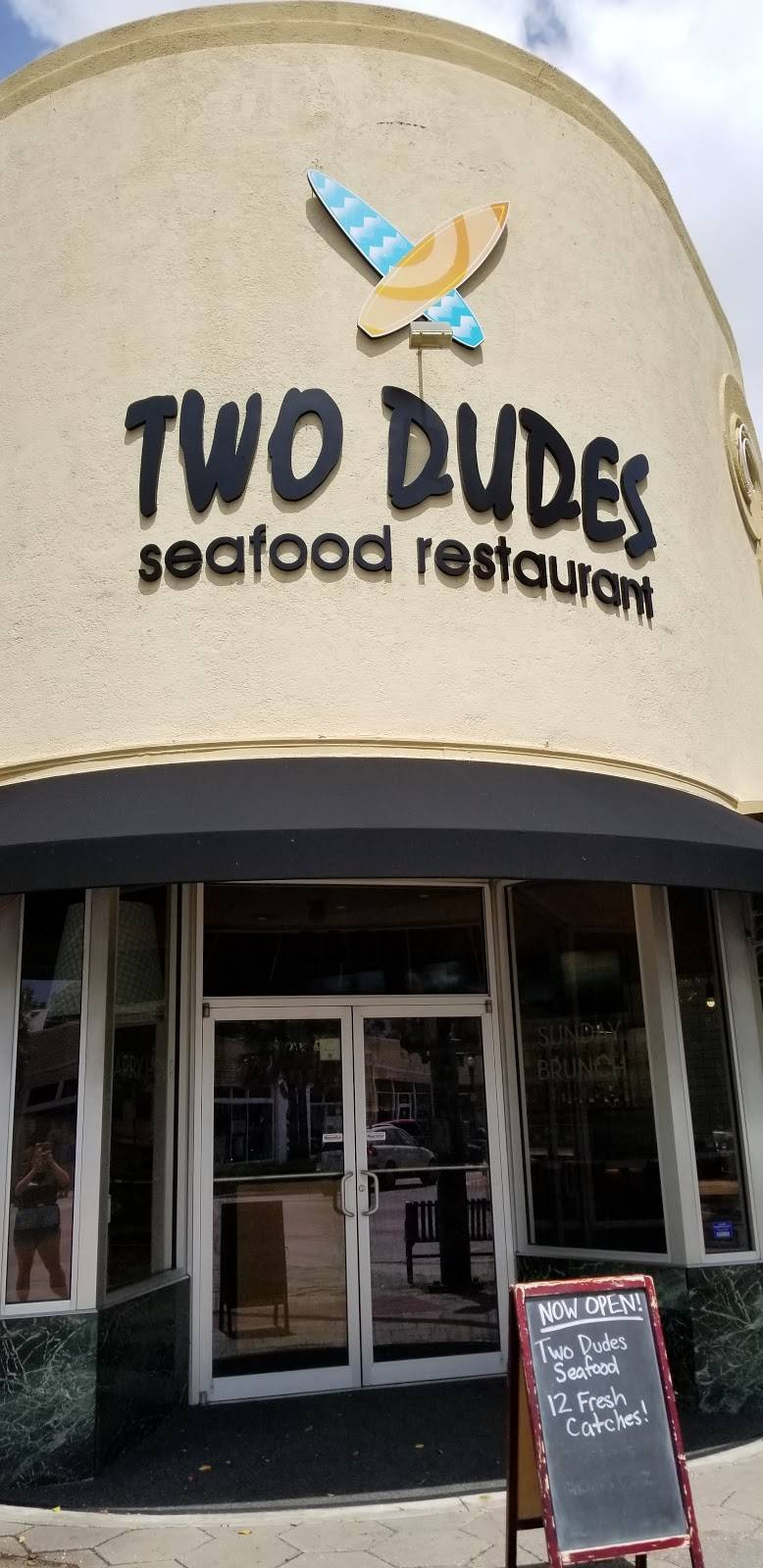 Two Dudes Seafood Riverside | restaurant | 2665 Park St, Jacksonville, FL 32204, USA | 9043371699 OR +1 904-337-1699