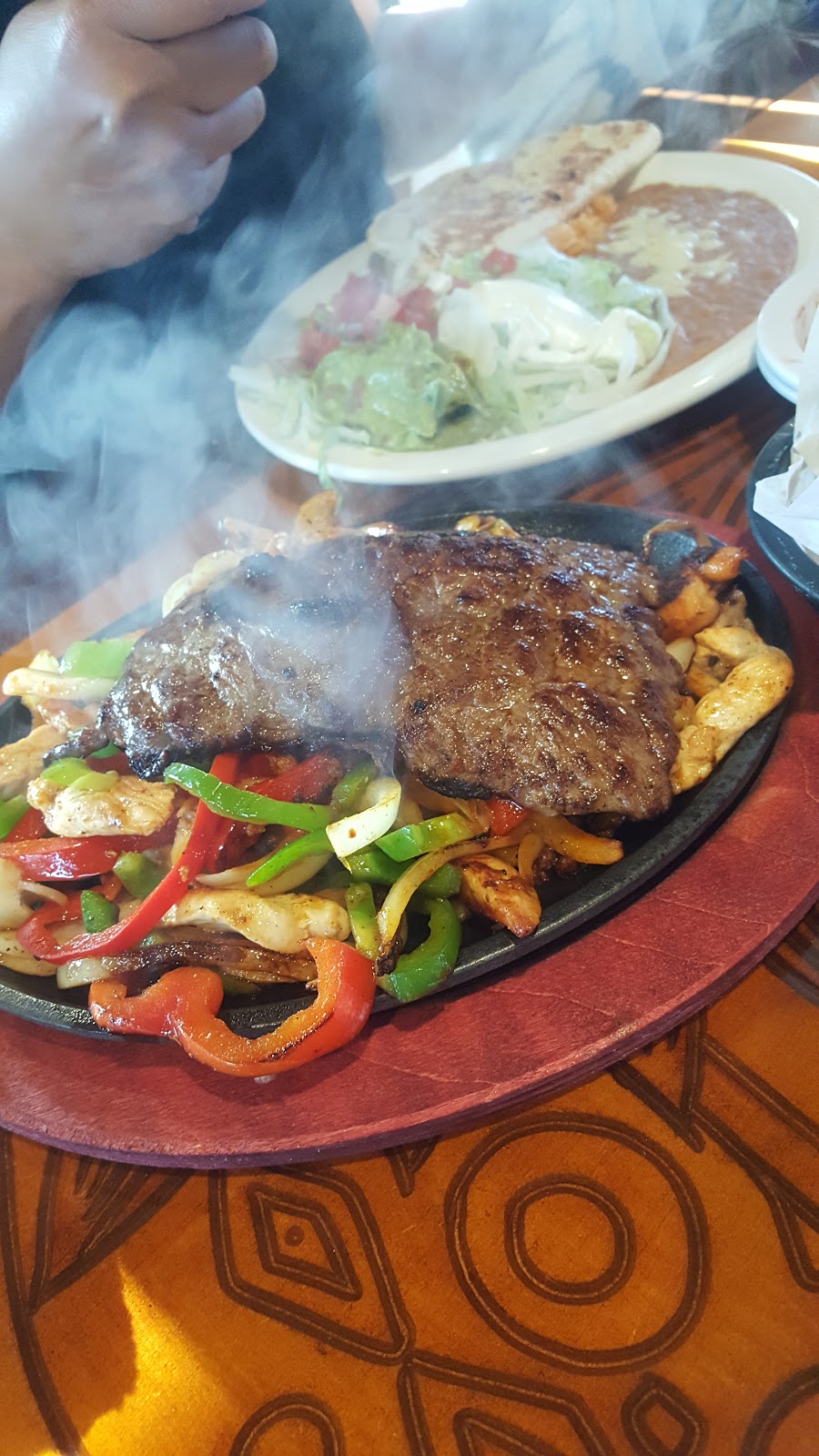 El Potro | restaurant | 3410 S 10th St, Lincoln, NE 68502, USA | 5312891012 OR +1 531-289-1012