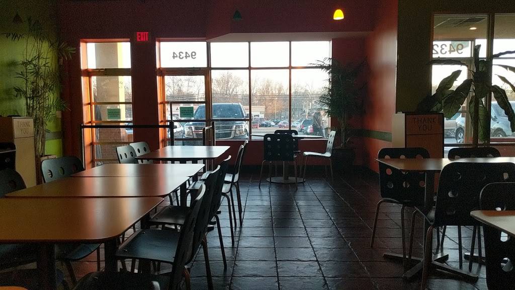 Muffin Man Caribbean Cafe | cafe | 9432 Lanham Severn Rd, Lanham, MD 20706, USA | 3014591144 OR +1 301-459-1144