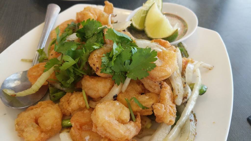 Tan Cang Newport Seafood | restaurant | 4411 W 1st St, Santa Ana, CA 92703, USA | 7145315146 OR +1 714-531-5146