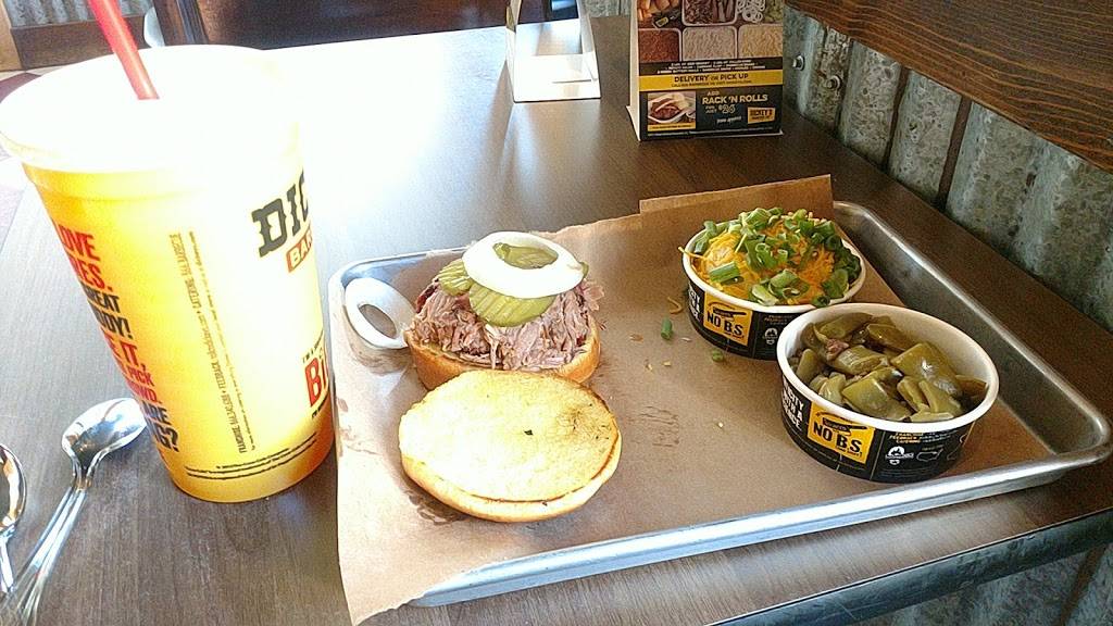 Dickeys Barbecue Pit | restaurant | 871 Gray Ave, Yuba City, CA 95991, USA | 5304910101 OR +1 530-491-0101