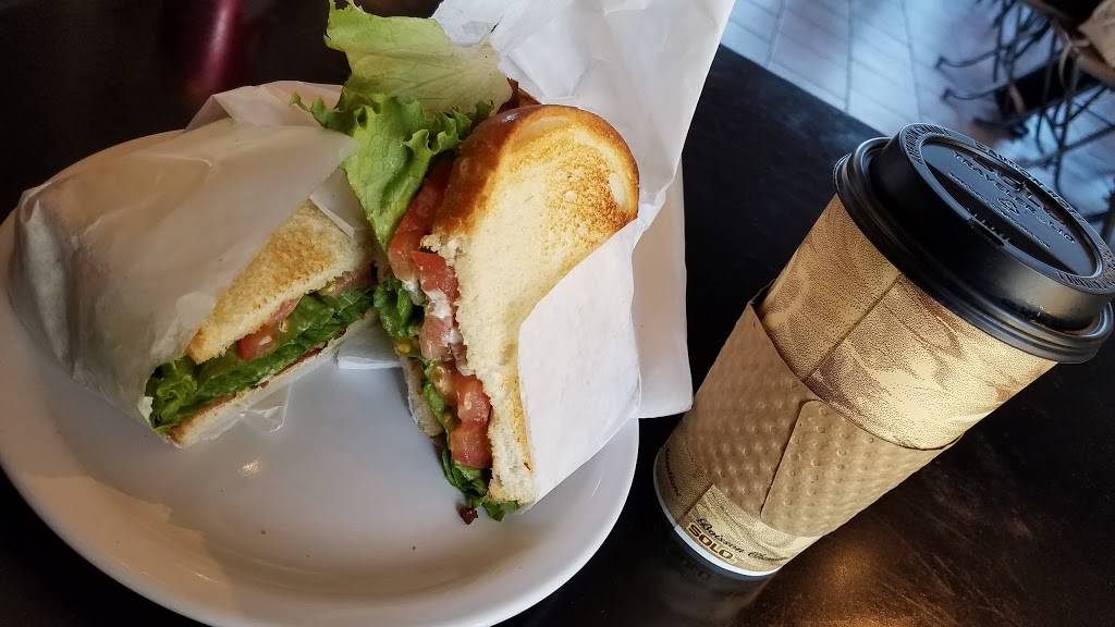 Auntie Irenes | cafe | 22504 Marine View Dr S, Des Moines, WA 98198, USA | 2068240249 OR +1 206-824-0249