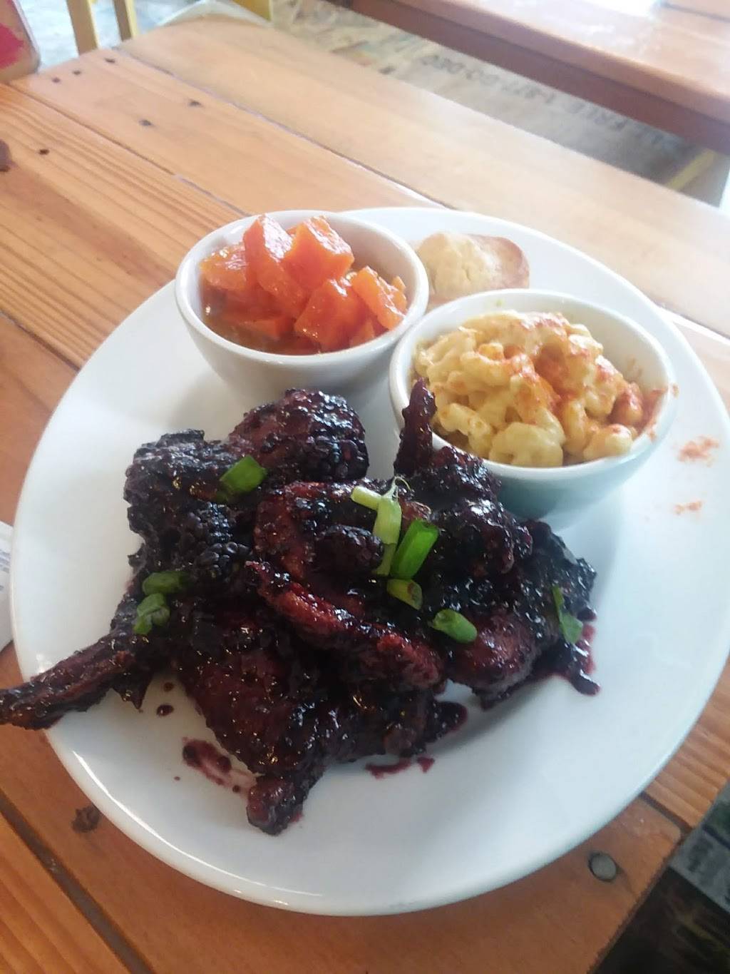 Honey Chile Please | restaurant | 1138-1198 Broadway St, Waynesville, MO 65583, USA | 5734332989 OR +1 573-433-2989