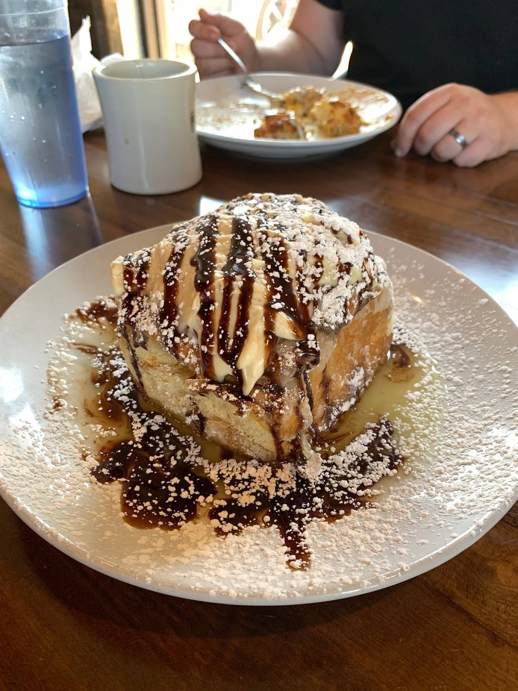 Dempseys Biscuit Co. | restaurant | 550 N Rock Rd #105 Wichita, KS 67206, USA | 3167965076 OR +1 316-796-5076